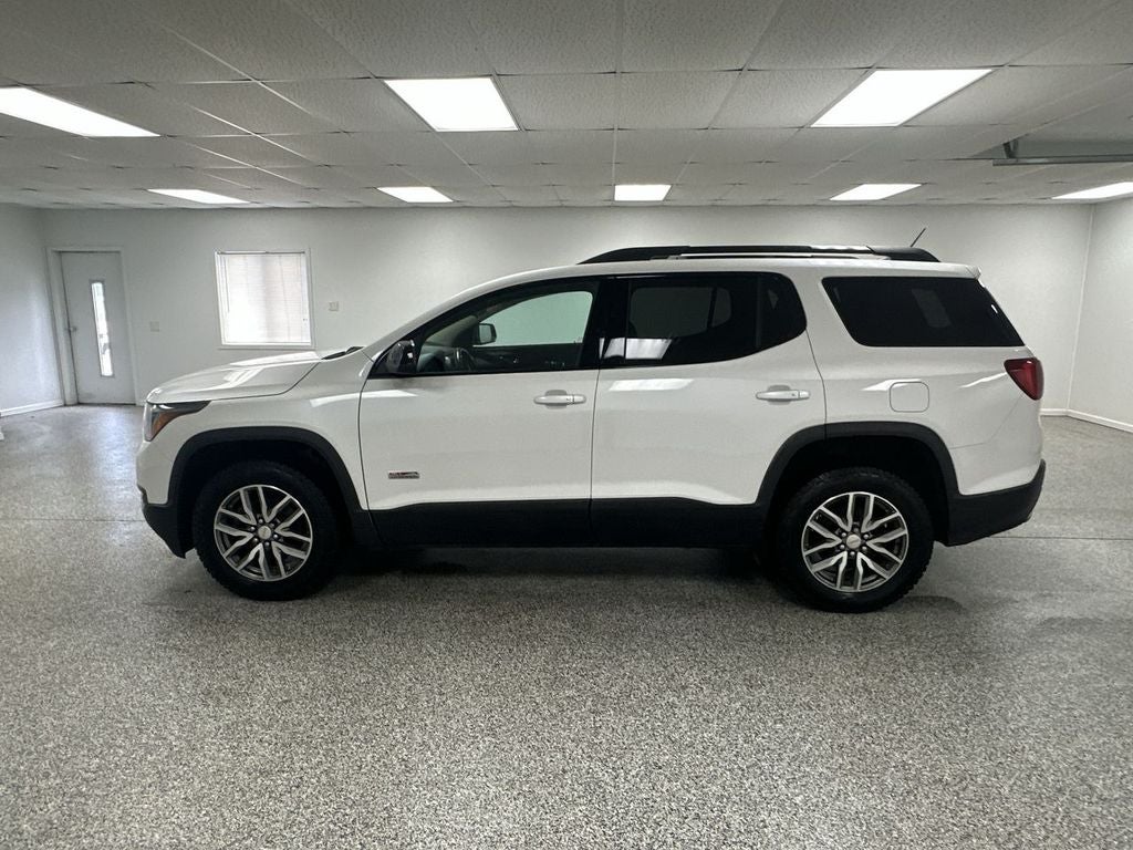 2017 GMC Acadia — detail view