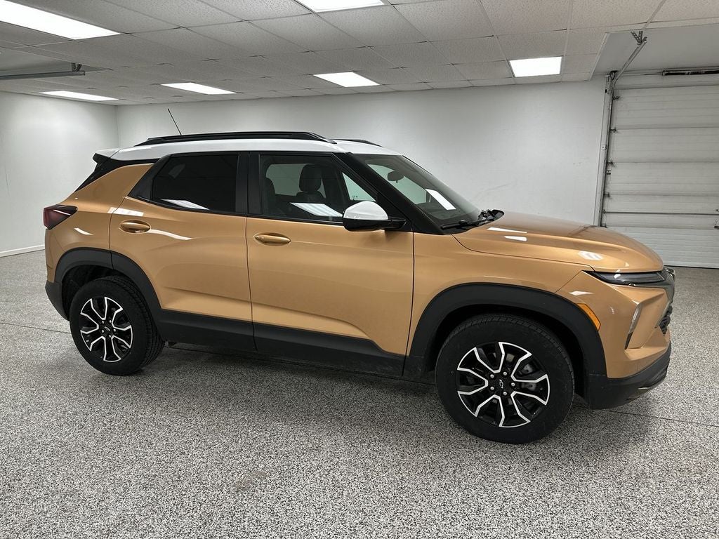 2024 Chevrolet Trailblazer ACTIV in Copper Harbor Metallic — front three-quarter view